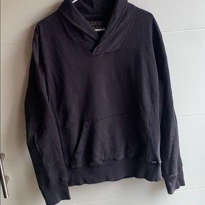 Men’s Rogue Gallery Navy sweatshirt